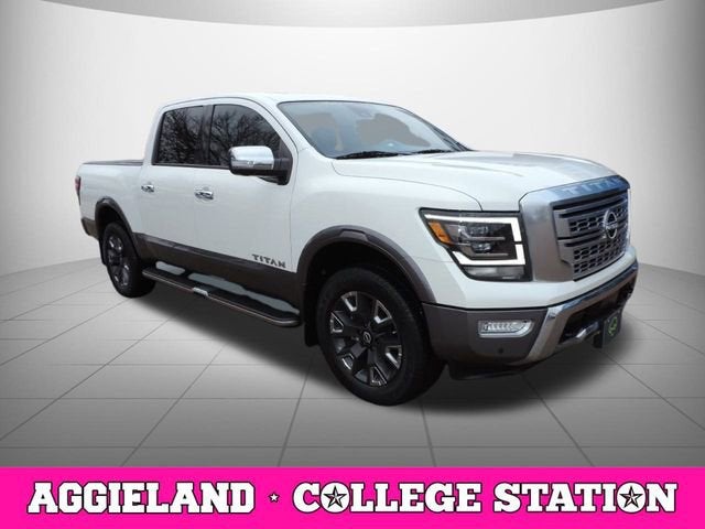 2023 Nissan TITAN Crew Cab Platinum Reserve 4x4