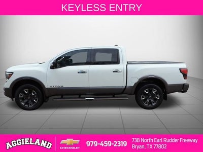 2023 Nissan TITAN Crew Cab Platinum Reserve 4x4