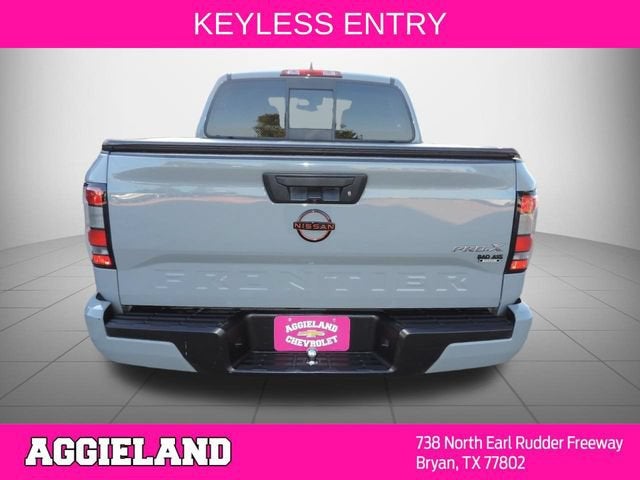 2022 Nissan Frontier Crew Cab PRO-X 4x2