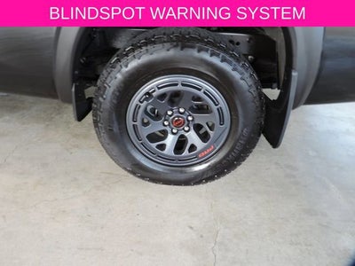 2025 Nissan Frontier Crew Cab Long Bed PRO-4X 4x4