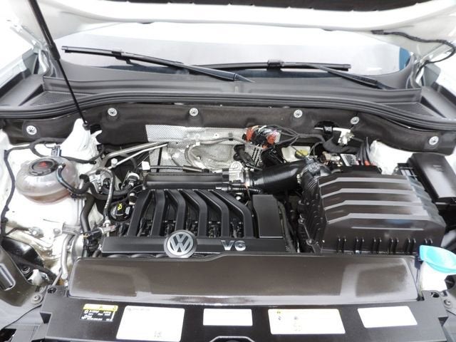 2022 Volkswagen Atlas Cross Sport 3.6L V6 SEL Premium R-Line