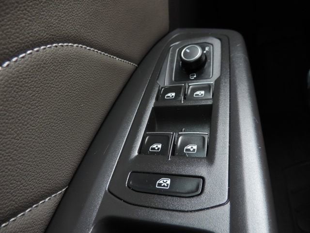 2022 Volkswagen Atlas Cross Sport 3.6L V6 SEL Premium R-Line