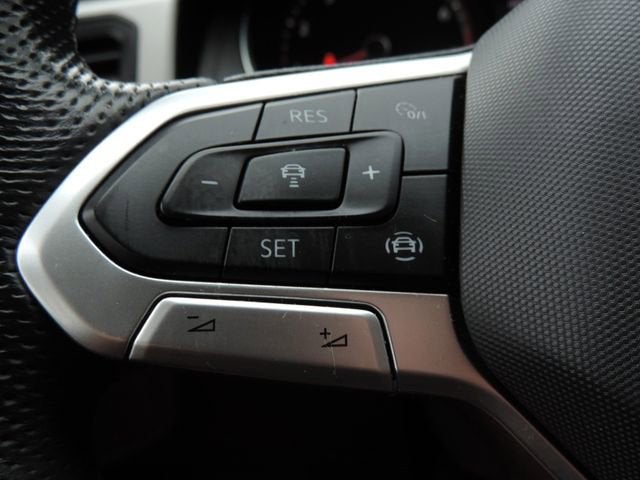 2021 Volkswagen Atlas 3.6L V6 SE w/Technology R-Line