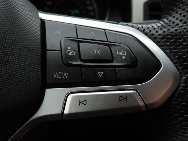 2021 Volkswagen Atlas 3.6L V6 SE w/Technology R-Line