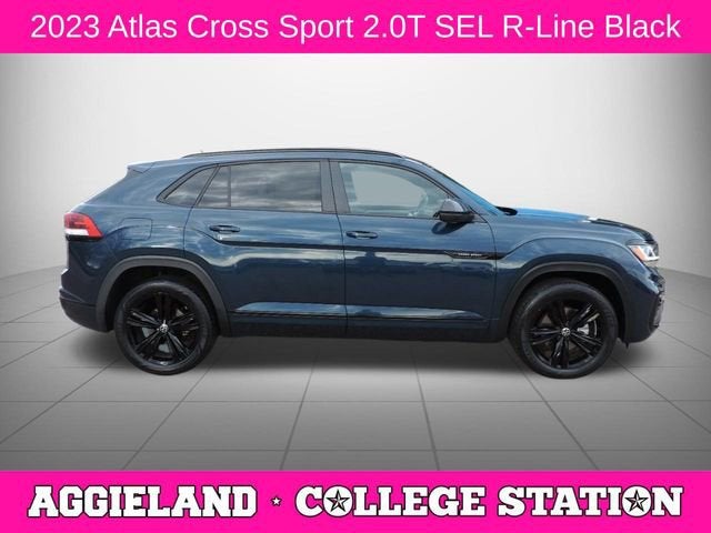 2023 Volkswagen Atlas Cross Sport 2.0T SEL R-Line Black