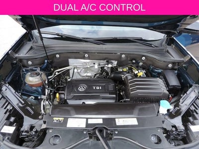 2023 Volkswagen Atlas Cross Sport 2.0T SEL R-Line Black