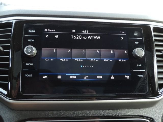 2023 Volkswagen Atlas Cross Sport 2.0T SEL R-Line Black