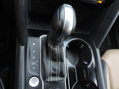 2023 Volkswagen Atlas Cross Sport 2.0T SEL R-Line Black