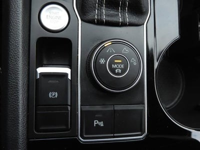 2023 Volkswagen Atlas Cross Sport 2.0T SEL R-Line Black