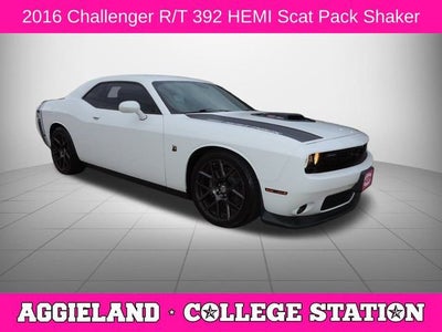 2016 Dodge Challenger 392 Hemi Scat Pack Shaker