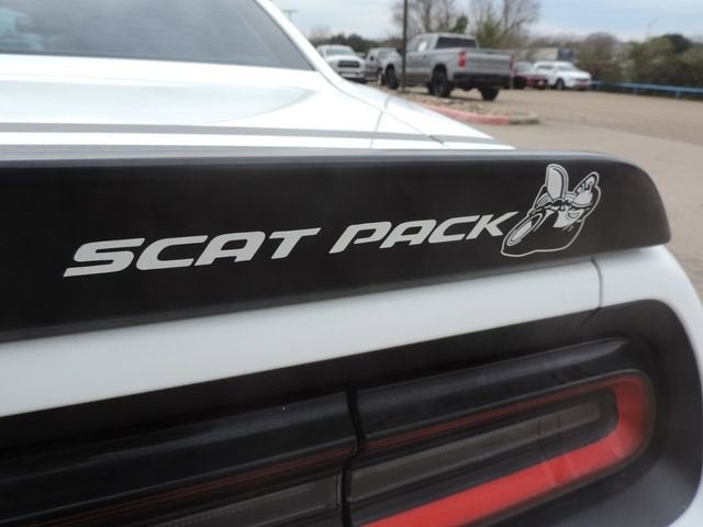 2016 Dodge Challenger 392 Hemi Scat Pack Shaker