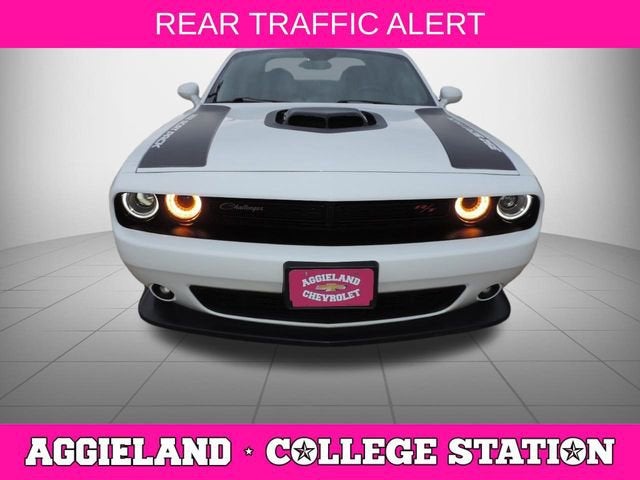 2016 Dodge Challenger 392 Hemi Scat Pack Shaker