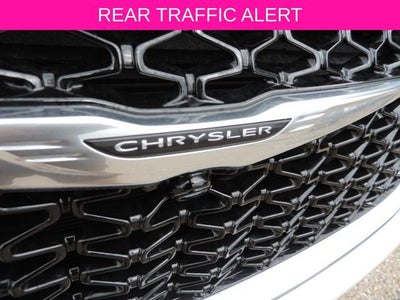 2024 Chrysler Pacifica Touring