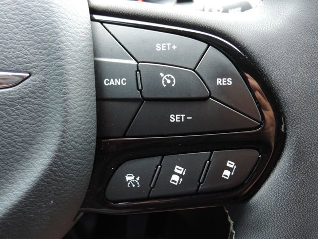 2024 Chrysler Pacifica Touring