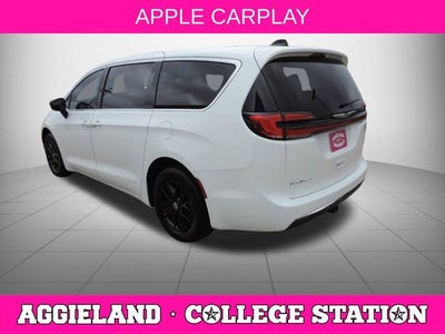 2024 Chrysler Pacifica Touring