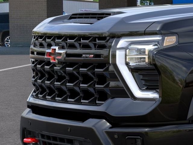 2026 Chevrolet Silverado 2500 HD ZR2 - Photo 13
