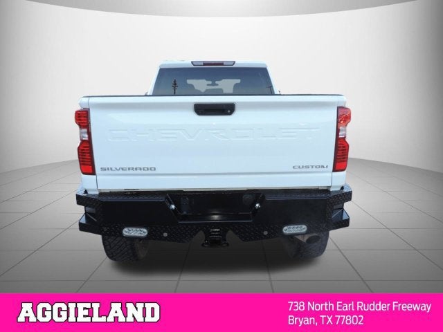 2023 Chevrolet Silverado 2500 HD Custom
