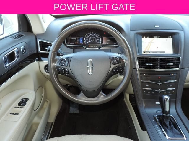 2018 Lincoln MKT Reserve