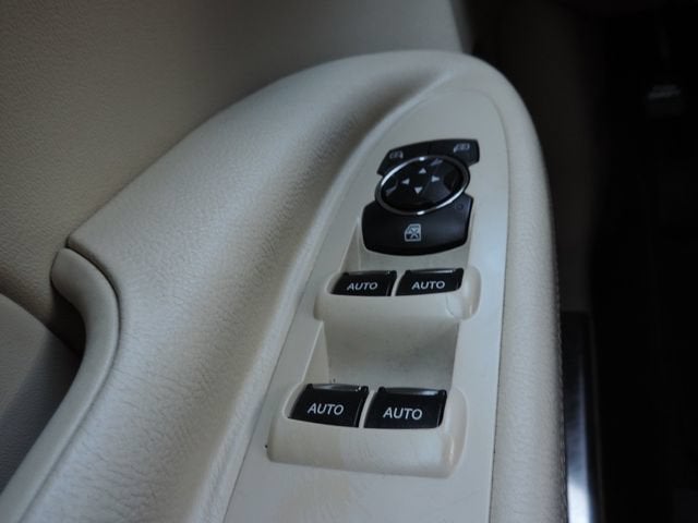 2018 Lincoln MKT Reserve