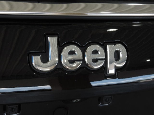 2023 Jeep Compass Latitude Lux FWD