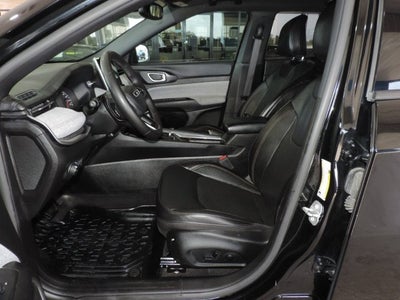2023 Jeep Compass Latitude Lux FWD