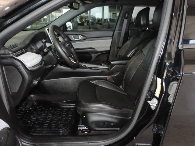 2023 Jeep Compass Latitude Lux FWD