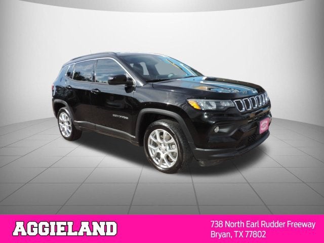 2023 Jeep Compass Latitude Lux FWD