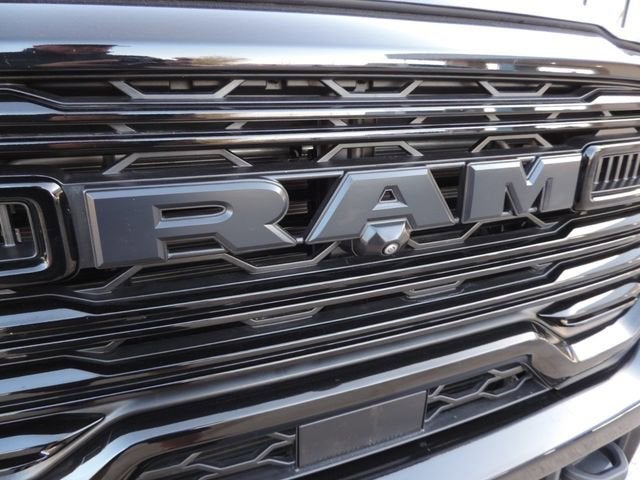2025 RAM 3500 Laramie Crew Cab 4x4 8' Box