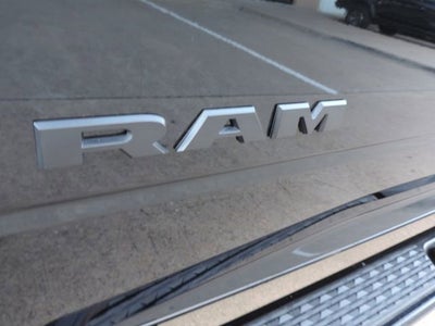 2025 RAM 3500 Laramie Crew Cab 4x4 8' Box