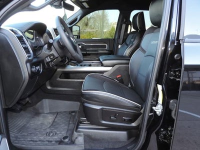 2025 RAM 3500 Laramie Crew Cab 4x4 8' Box