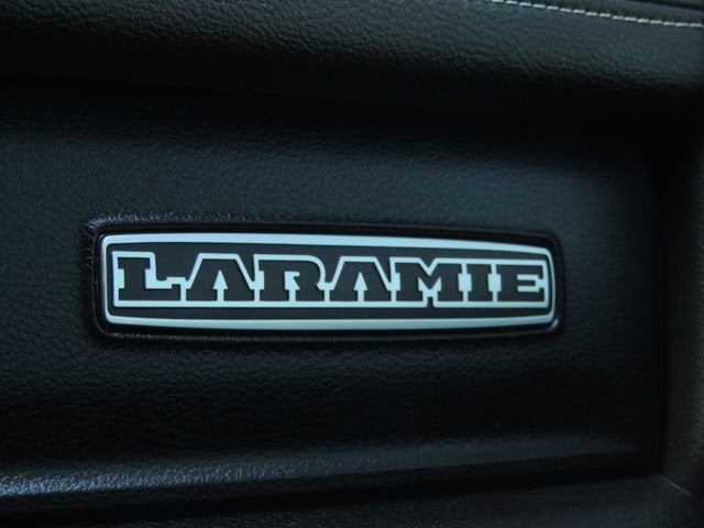 2025 RAM 3500 Laramie Crew Cab 4x4 8' Box