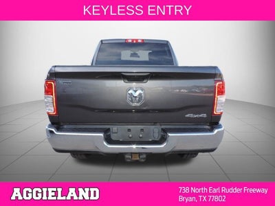 2022 RAM 2500 Tradesman Crew Cab 4x4 6'4" Box