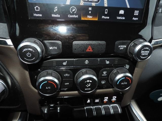 2022 RAM 2500 Laramie Crew Cab 4x4 6'4" Box