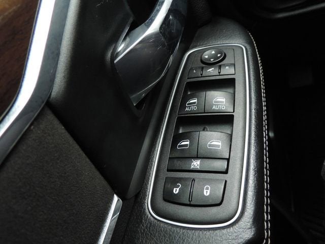 2022 RAM 2500 Laramie Crew Cab 4x4 6'4" Box