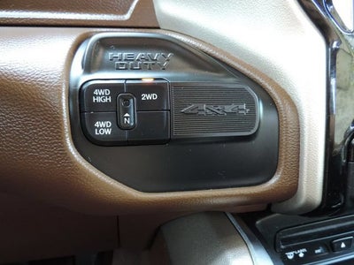 2019 RAM 2500 Laramie Crew Cab 4x4 6'4" Box