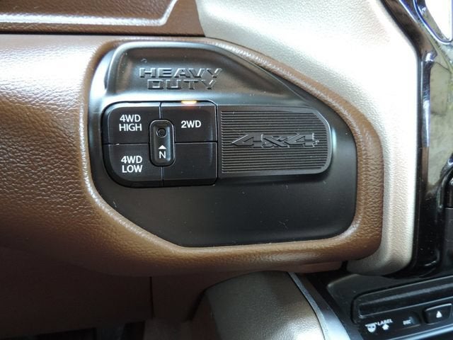 2019 RAM 2500 Laramie Crew Cab 4x4 6'4" Box