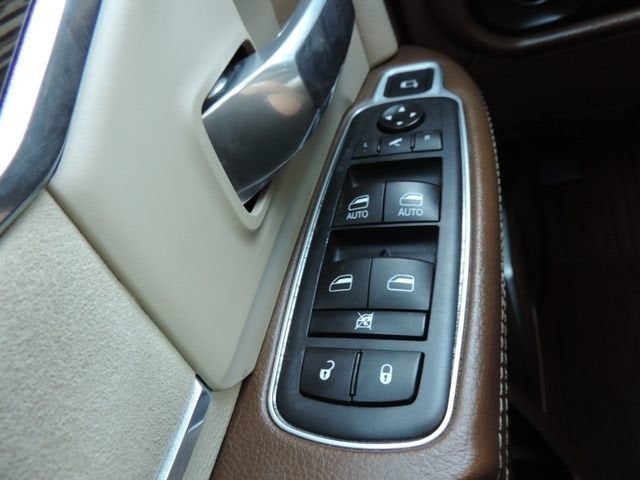 2019 RAM 2500 Laramie Crew Cab 4x4 6'4" Box