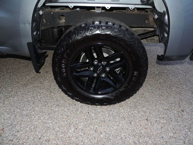 2023 Chevrolet Silverado 1500 Custom Trail Boss