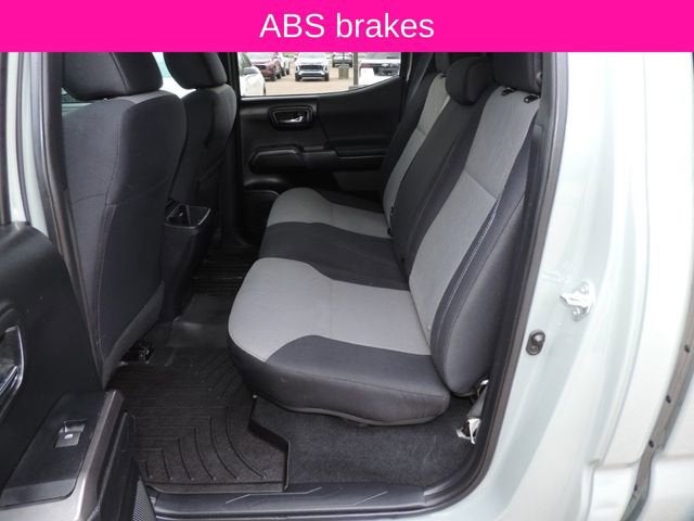 2022 Toyota Tacoma 4WD SR5