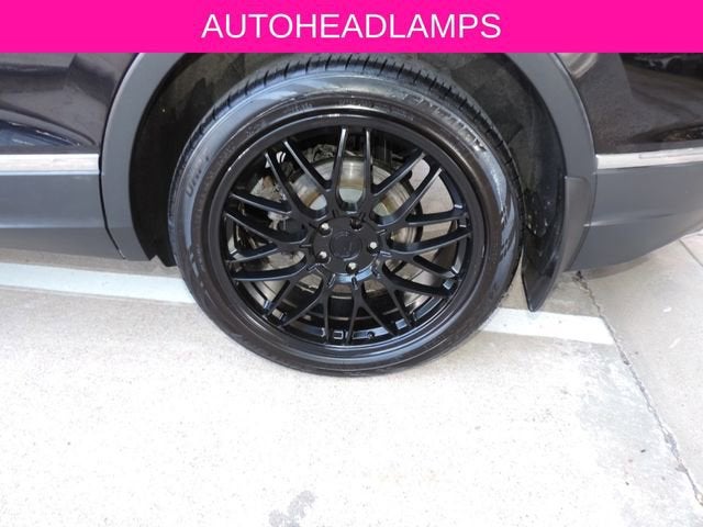 2018 Volkswagen Tiguan 2.0T SEL Premium