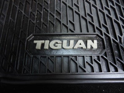 2018 Volkswagen Tiguan 2.0T SEL Premium