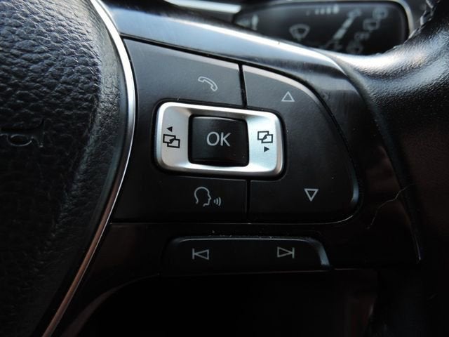 2018 Volkswagen Tiguan 2.0T SEL Premium