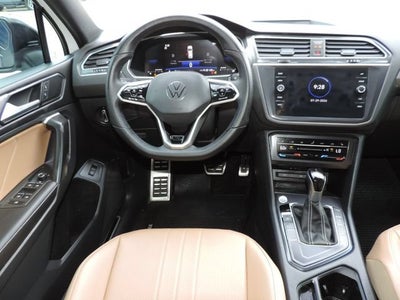 2024 Volkswagen Tiguan 2.0T SE R-Line Black