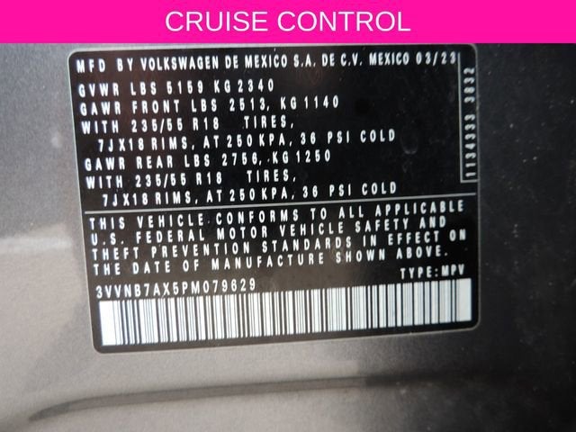 2023 Volkswagen Tiguan 2.0T SE