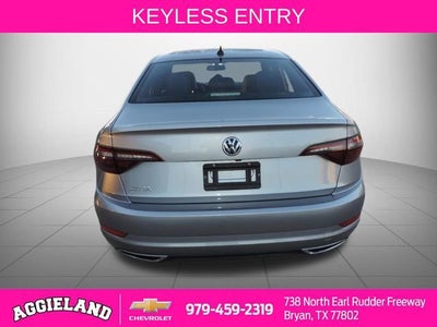 2021 Volkswagen Jetta 1.4T R-Line