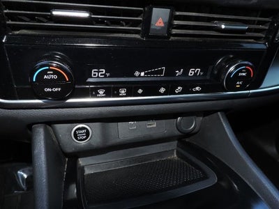 2021 Nissan Rogue SV FWD