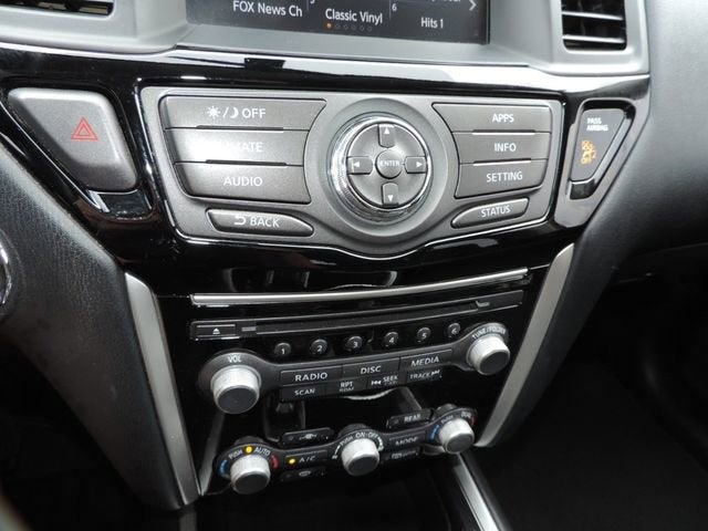 2017 Nissan Pathfinder S