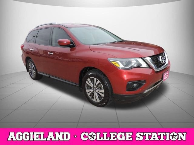 2017 Nissan Pathfinder S