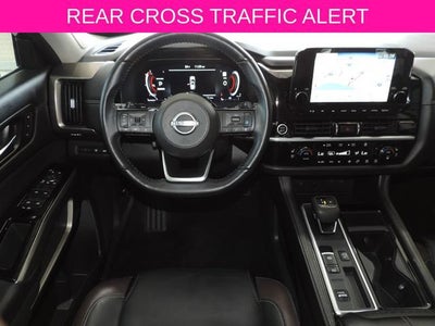 2024 Nissan Pathfinder Platinum FWD