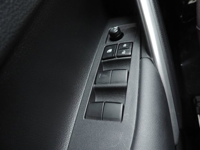 2024 Toyota Corolla Cross Hybrid SE